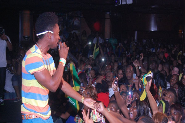 Chris Martin live performance Hot97- Reggae-Tip NYC