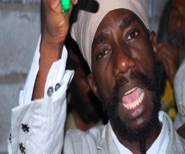 Jamaican singer Sizzla Kalonji speaks on Buju Incarceration 2011