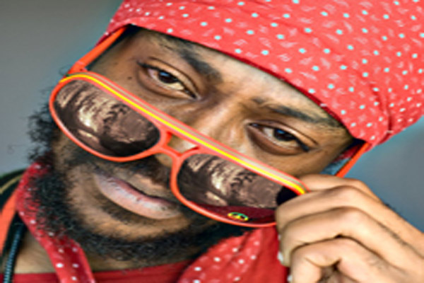 latest news and music from artist Perfect Giddimani Nov 2012