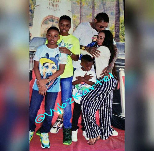 photos of vybz kartel family visit in jail august 2016